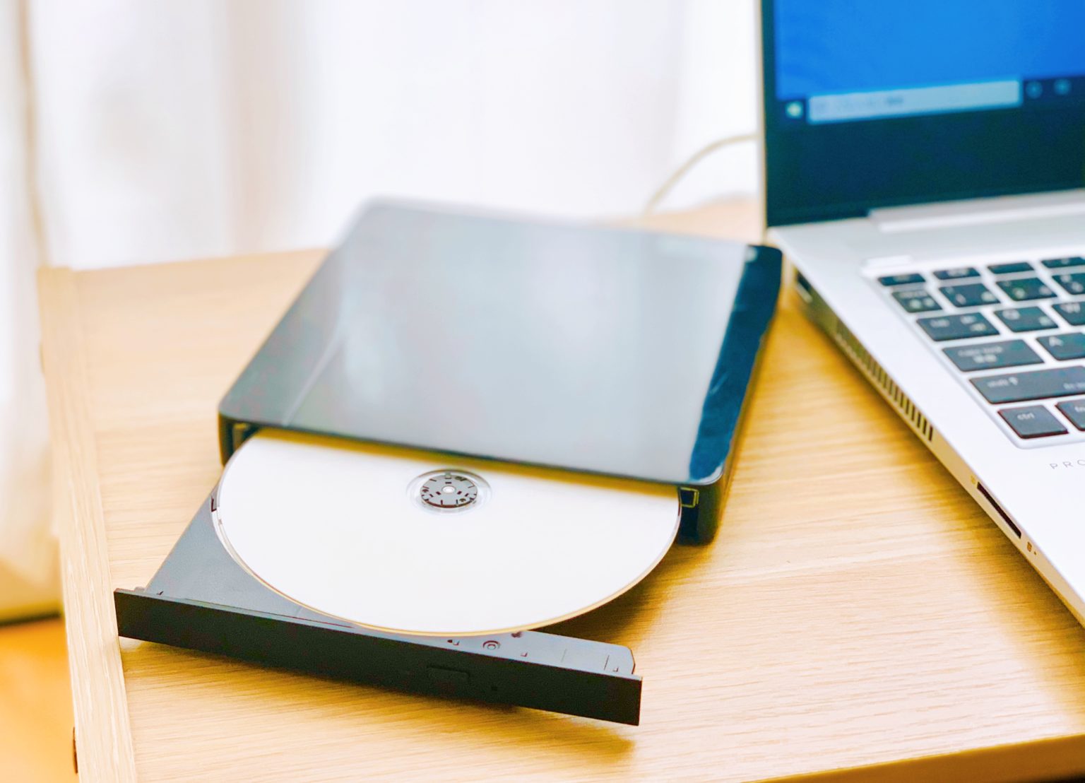 【タブレットPCで使える】おすすめの外付けDVDドライブ5選【Surface Pro対応】 motifyublog