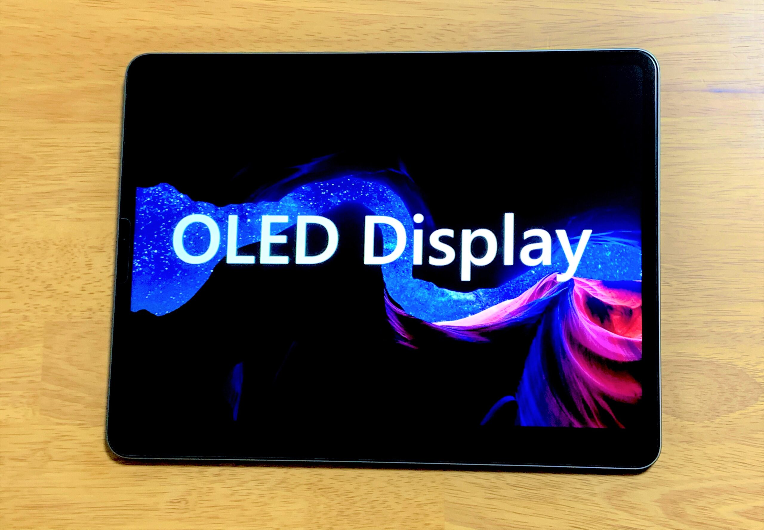 OLED搭載iPad Pro