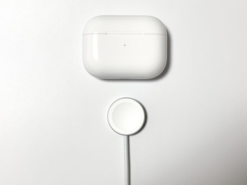 AirPods Pro (第2世代) をApple Watch充電器で充電