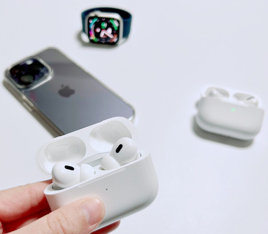 AirPods Pro2とApple WatchとiPhone14 pro