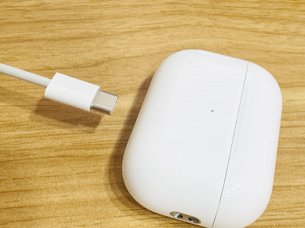 AirPods 充電