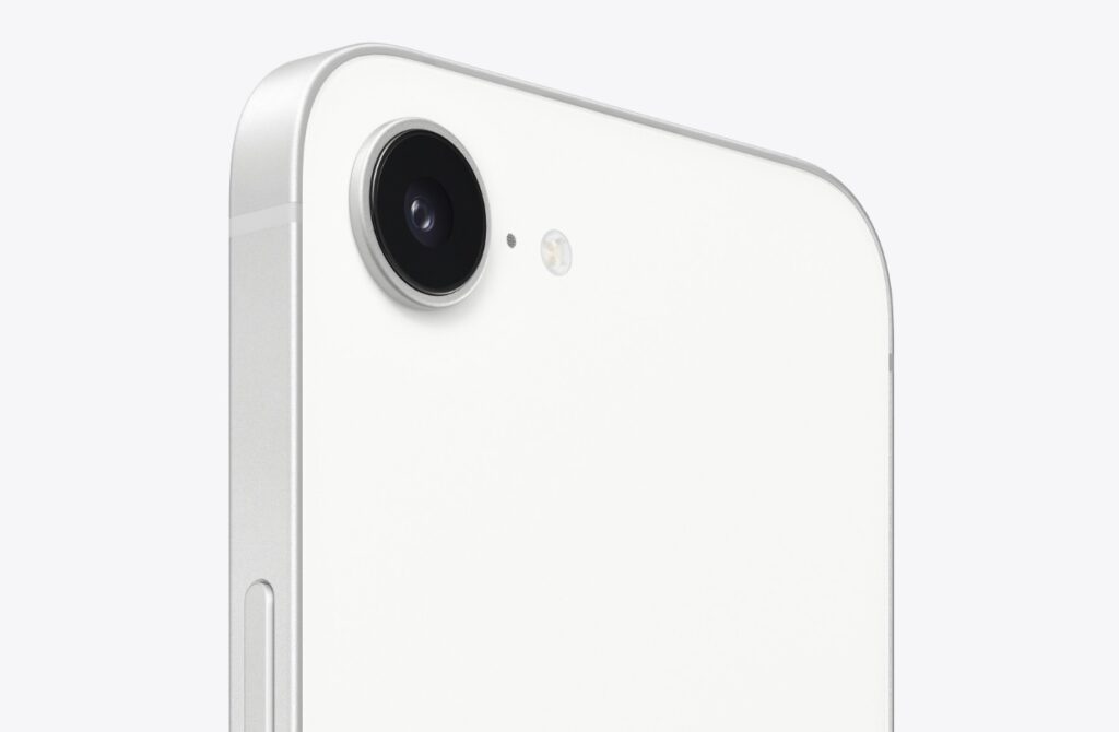 iPhone16e camera