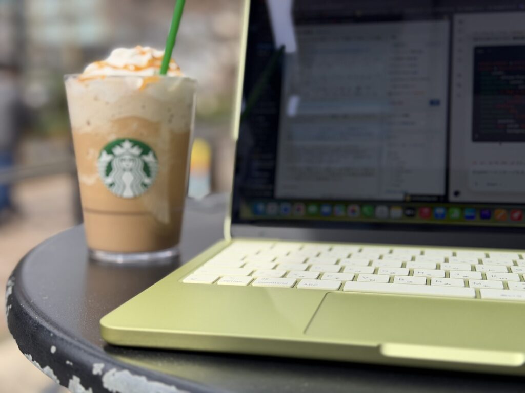 MacBook Neo 屋外で使用する