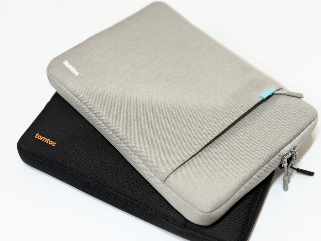 MacBook Neo ケース グレー ブラック