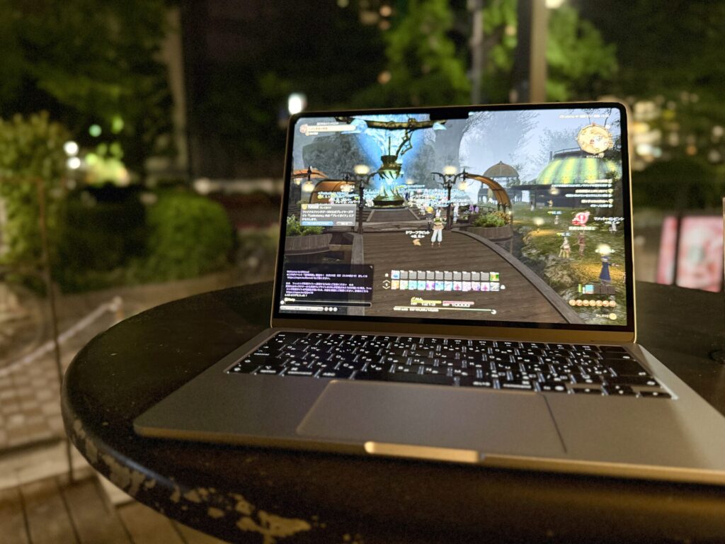 M5 MacBook Airでゲームプレイ