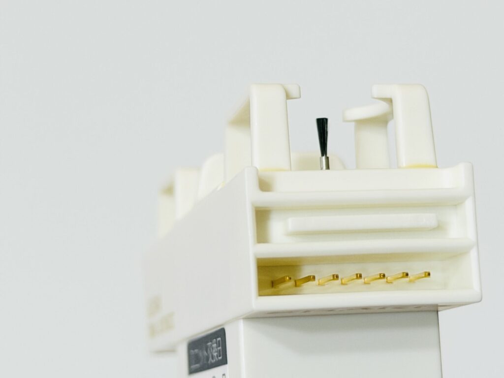 IZ-C100C2 側面
