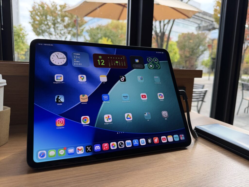 M5 iPad Pro カフェ使用