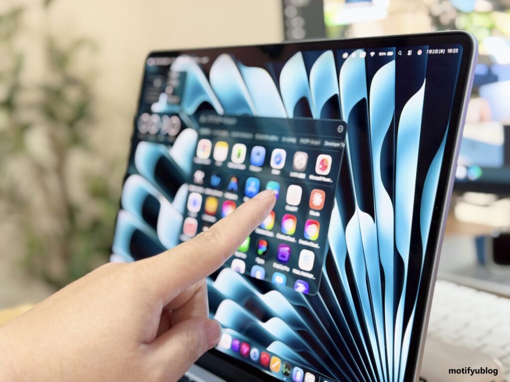 MacBook タッチスクリーン