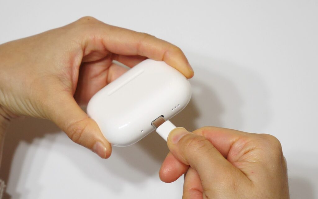 バッテリー充電 AirPods Pro 3